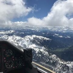 Flugwegposition um 10:45:08: Aufgenommen in der Nähe von Gemeinde Kötschach-Mauthen, Österreich in 3115 Meter